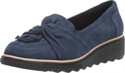 Clarks kvinner marineblå semsket clarks sharon dasher loafer for kvinner 8N86P291