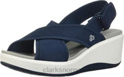 Clarks kvinner marineblå tekstil clarks step cali cove sandal for kvinner 8N86P2379 marine tekstil