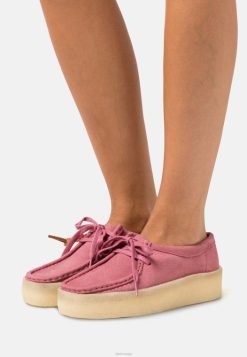 Clarks unisex rosa clarks wallabee cup uformelle snørebånd 8N86P6939 rosa